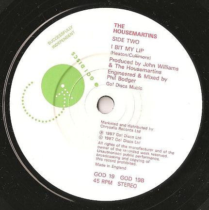 The Housemartins : Me And The Farmer (7", Single)