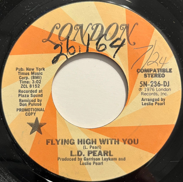 Leslie Pearl : Flying High With You / Kinda Love (7", Single, Promo)