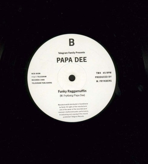 Papa Dee : Let The Music Play (12")