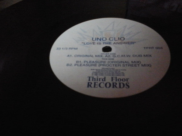 Uno Clio : Love Is The Answer / Pleasure (12")