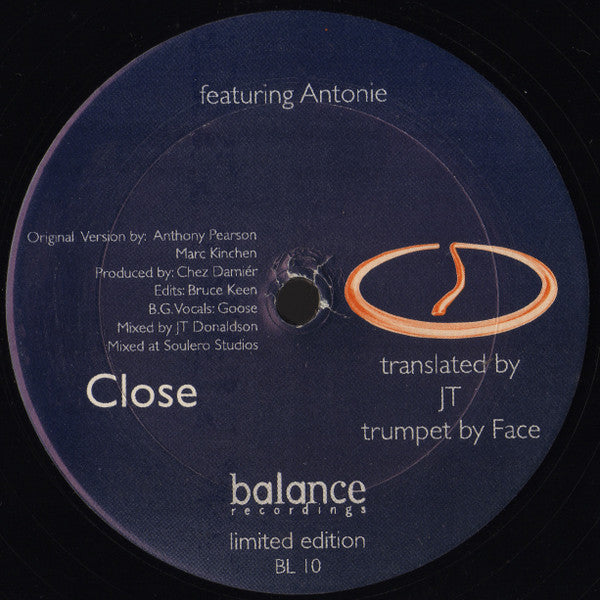 Chez Damier Featuring Antonie* : Close (12", Ltd)
