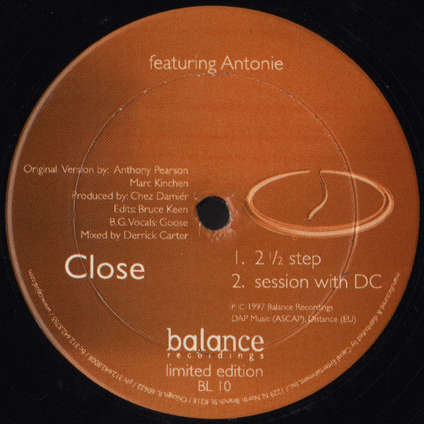 Chez Damier Featuring Antonie* : Close (12", Ltd)
