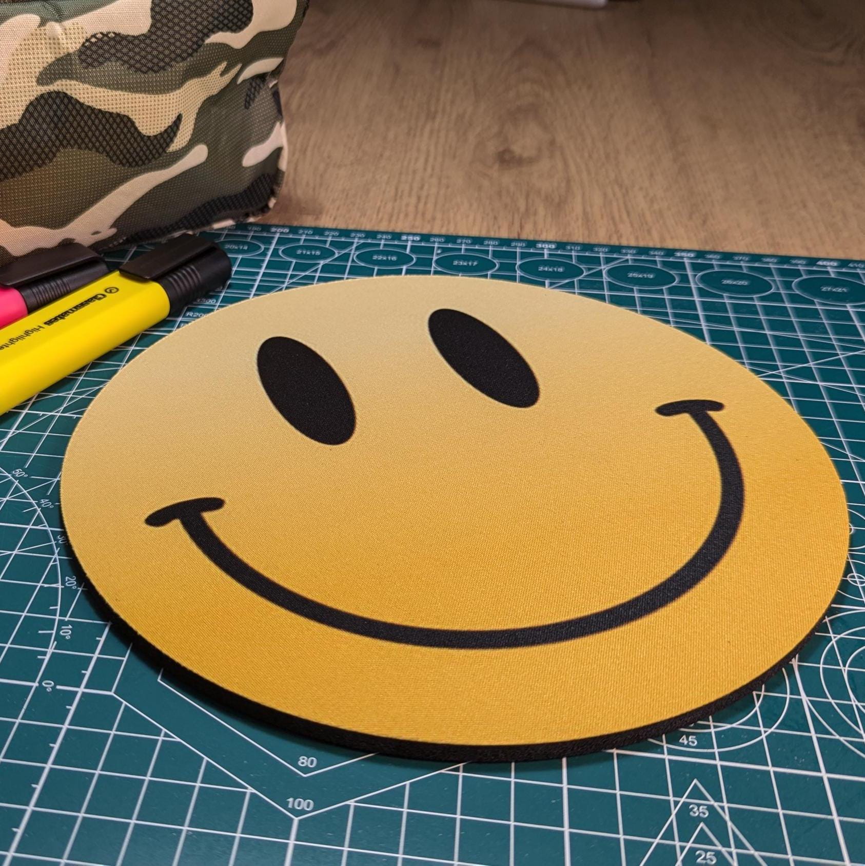 Everybody Smile  - Round Acid House Mouse Pad – Mousemat